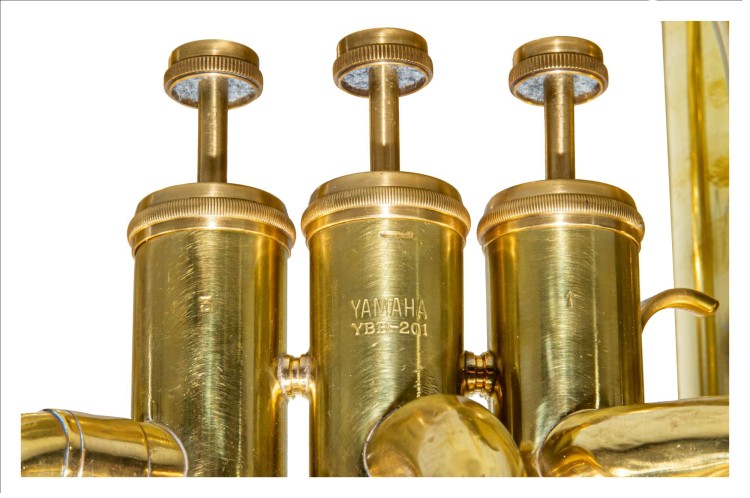 YAMAHA tuba B model YBB-201, używana, nielakierowana, made in Japan, bez futerału, stan dobry, nr seryjny 010024.-109894